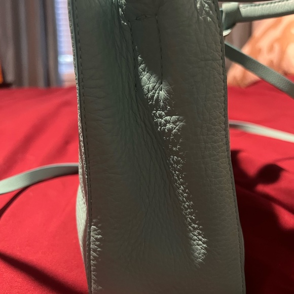 Tiffany purse in excellent condition. Used once - Picture 2 of 6